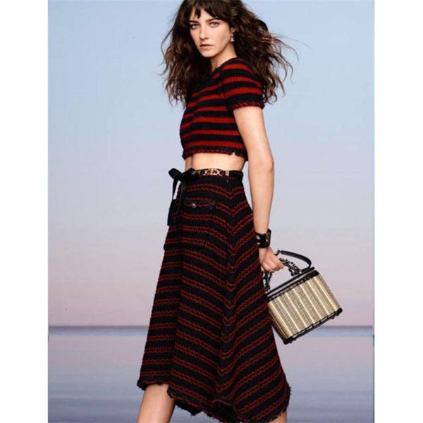 women's sweaters 6tsong qian star same short sleeve slim sweater high waist big swing mid length skirt fashion knitting two piece set 9, White;black
women's sweaters 6tsong qian star same short sleeve slim sweater high waist big swing mid length skirt fashion knitting two piece set 9, White;black
