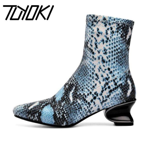 boots tuyoki ladies plus size 33-45 winter ankle snakeskin pattern fashion brand shoes woman comfortable short boot footwear, Black
boots tuyoki ladies plus size 33-45 winter ankle snakeskin pattern fashion brand shoes woman comfortable short boot footwear, Black