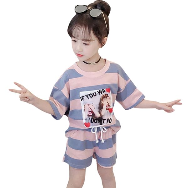 summer clothes for girls striped tshirt + short costume letter set floral pattern children's tracksuit 210528, White
summer clothes for girls striped tshirt + short costume letter set floral pattern children's tracksuit 210528, White