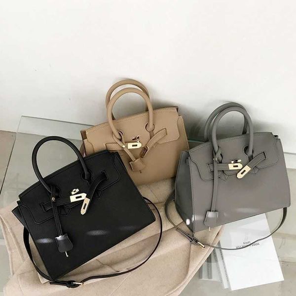 women luxurys designers bags 2021 designer handbags multi pochette crossbody bag zhouzhoubao123 louisbags_18 hanghhangbag factory versi kvgz
women luxurys designers bags 2021 designer handbags multi pochette crossbody bag zhouzhoubao123 louisbags_18 hanghhangbag factory versi kvgz