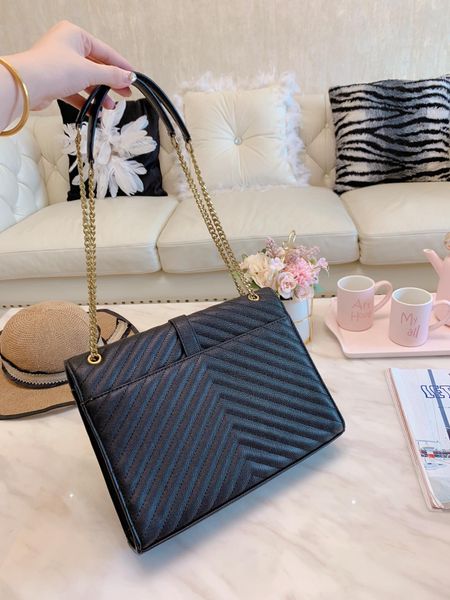 2021 chain cross body shouder bag women's fashion western messenger elegant rhombus mini
2021 chain cross body shouder bag women's fashion western messenger elegant rhombus mini
