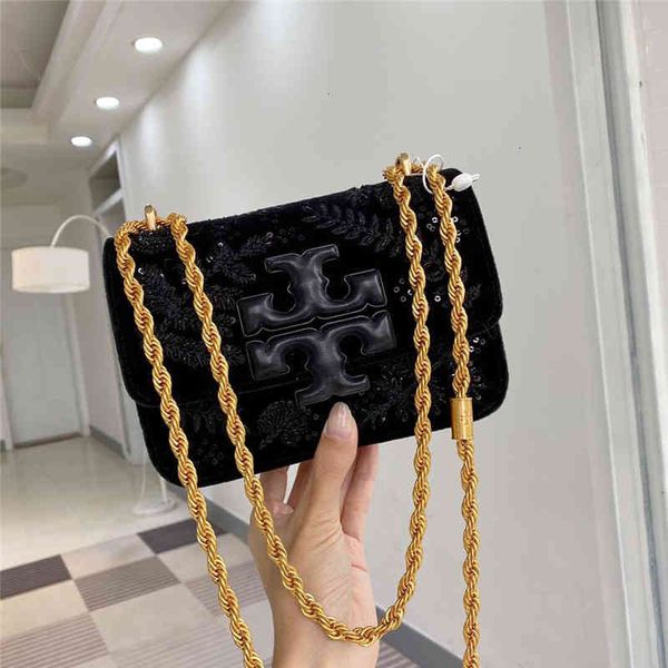 2021 autumn winter new tb women's bag hand embroidered swan suede black leather one shoulder messenger chain box
2021 autumn winter new tb women's bag hand embroidered swan suede black leather one shoulder messenger chain box