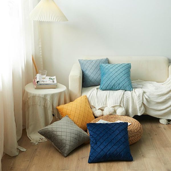 velvet diamond plaid cushion covers geometric throw pillow case for home chair sofa decoration square pillowcases 43x43cm cushion/decorative
velvet diamond plaid cushion covers geometric throw pillow case for home chair sofa decoration square pillowcases 43x43cm cushion/decorative