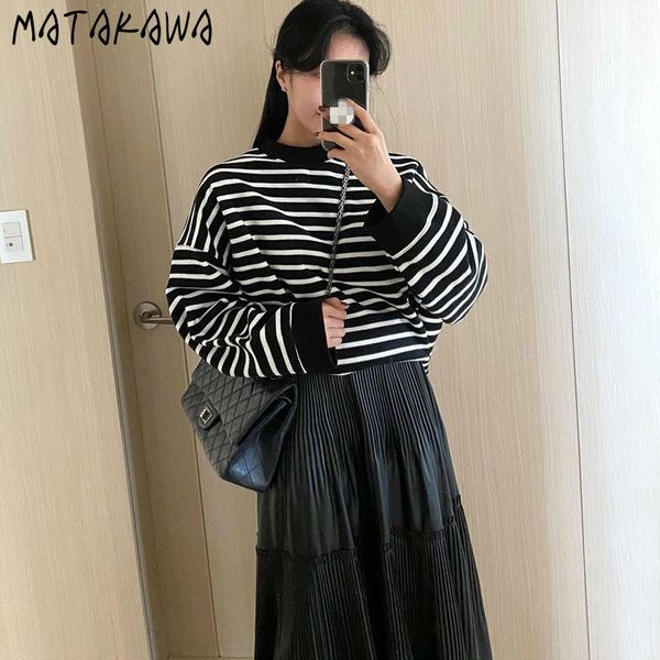 loose long-sleeved sweatshirt women clothes korea chic black and white striped o-neck woman hoodies 210506
loose long-sleeved sweatshirt women clothes korea chic black and white striped o-neck woman hoodies 210506