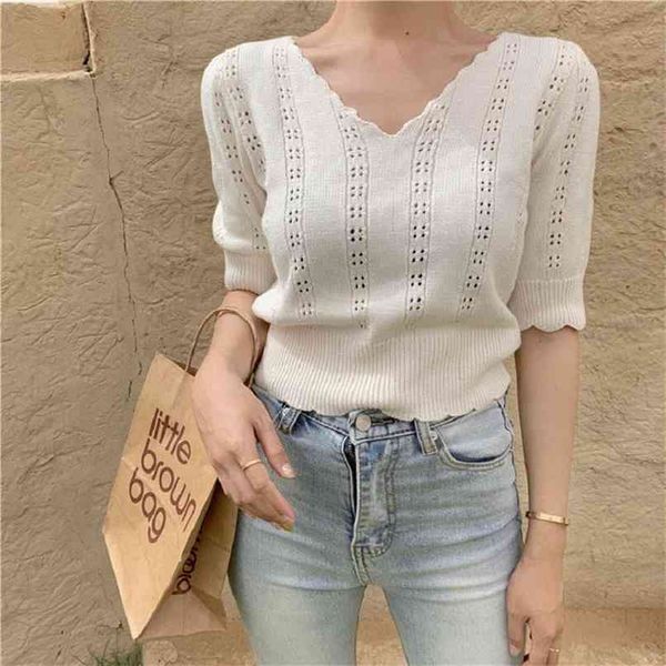 ice silk knitted short-sleeved women's blouse slim v-neck ins short t-shirt high waist hollow thin 210529, White
ice silk knitted short-sleeved women's blouse slim v-neck ins short t-shirt high waist hollow thin 210529, White