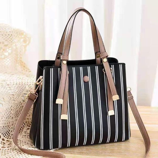dl180-22 spring n style korean fashion women's bag trendy casual ladies single shoulder totes
dl180-22 spring n style korean fashion women's bag trendy casual ladies single shoulder totes