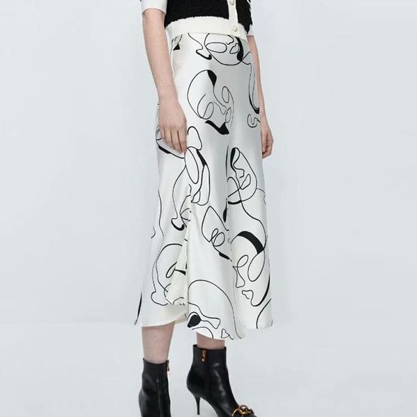 arrival summer girls skirt high waist midi casual skirts a-line abstract printed female maxi beach tutu femme, Black
arrival summer girls skirt high waist midi casual skirts a-line abstract printed female maxi beach tutu femme, Black