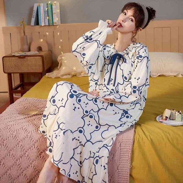 cute cartoon women nightgowns 100% cotton nightdress homewear autumn night dress causal sleepwear long sleeve pyjamas -4xl, Black;red 
cute cartoon women nightgowns 100% cotton nightdress homewear autumn night dress causal sleepwear long sleeve pyjamas -4xl, Black;red