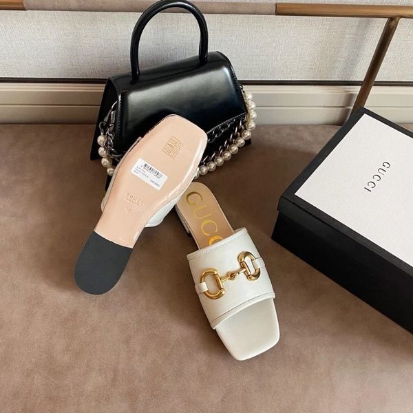 slippers sandals slippers 2021 new horse clasp open toe one-piece wear family casual versatile flat bottom size 34-42 female sandalsa, Black
slippers sandals slippers 2021 new horse clasp open toe one-piece wear family casual versatile flat bottom size 34-42 female sandalsa, Black