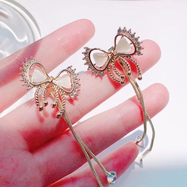 dangle & chandelier korean micro pave zircon heart circle asymmetry earrings for women jewelry, Silver
dangle & chandelier korean micro pave zircon heart circle asymmetry earrings for women jewelry, Silver