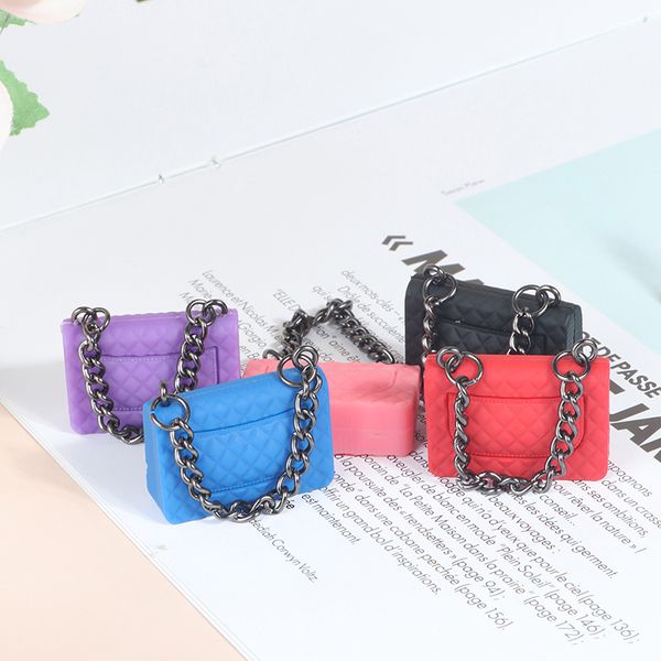 1 pc chain pack doll bag miniature shopping handbag model for doll house decor for clothes accessories
1 pc chain pack doll bag miniature shopping handbag model for doll house decor for clothes accessories