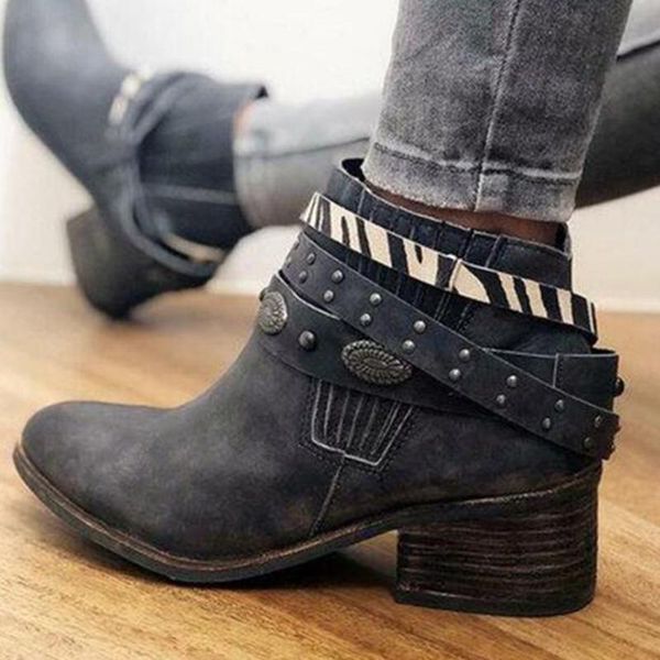 boots women booties 2021 fashion retro women's low-heeled belt buckle non-slip shoes round-toe short boot sapato feminin sy826, Black
boots women booties 2021 fashion retro women's low-heeled belt buckle non-slip shoes round-toe short boot sapato feminin sy826, Black