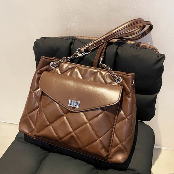 luxury tote shoulder bags for women classic grand shopping totes quilted leather crossbody bag female satchels
luxury tote shoulder bags for women classic grand shopping totes quilted leather crossbody bag female satchels