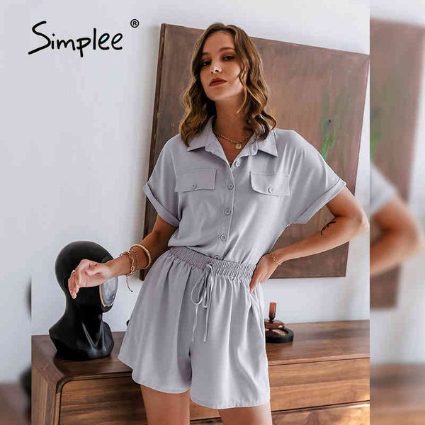 light gray casual two-piece women suit solid sleeve shirt collar short sets fashion outfit button suits 210414, White
light gray casual two-piece women suit solid sleeve shirt collar short sets fashion outfit button suits 210414, White
