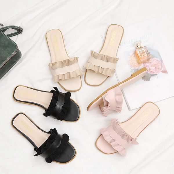 slippers 2021 summer square head out a word of sandals and wearing wild flat shoes, Black
slippers 2021 summer square head out a word of sandals and wearing wild flat shoes, Black