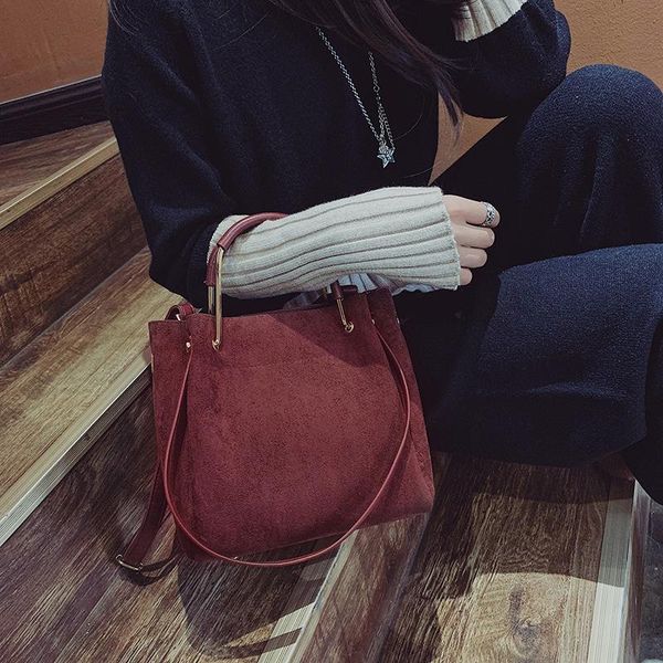 evening bags 2021 women's bag trendy and versatile retro scrub bucket high-capacity tot inclined shoulder pu handbags
evening bags 2021 women's bag trendy and versatile retro scrub bucket high-capacity tot inclined shoulder pu handbags