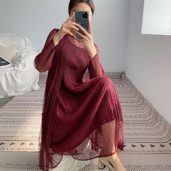 casual dresses pleated dress two large fake summer 2021 wave dot mesh stitching temperament, Black;gray
casual dresses pleated dress two large fake summer 2021 wave dot mesh stitching temperament, Black;gray