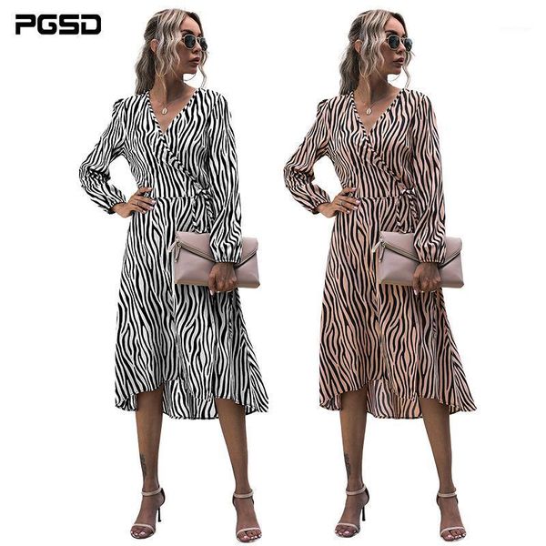 casual dresses pgsd autumn women dress 2021 v-neck mid long shirt floral print frenulum a line lantern sleeve vestidos, Black;gray
casual dresses pgsd autumn women dress 2021 v-neck mid long shirt floral print frenulum a line lantern sleeve vestidos, Black;gray