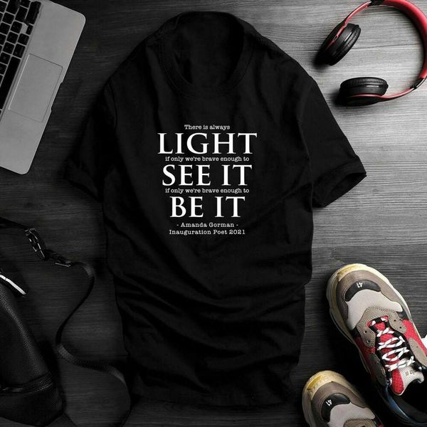 amanda gorman poet laureate poetry there is always light t-shirt, hooded, White;black
amanda gorman poet laureate poetry there is always light t-shirt, hooded, White;black