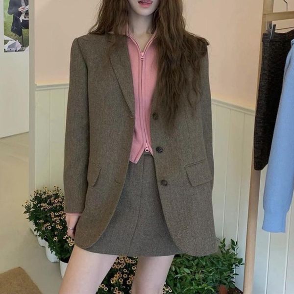 two piece dress retro suit set women single breasted straight woolen herringbone long sleeve blazer coat or a-line high waist female short s, White
two piece dress retro suit set women single breasted straight woolen herringbone long sleeve blazer coat or a-line high waist female short s, White
