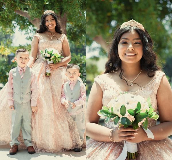 2022 bling rose pink wedding dresses ball gown cap sleeve crystal beads sequins tulle lace-up womens plus size bridal dress, White
2022 bling rose pink wedding dresses ball gown cap sleeve crystal beads sequins tulle lace-up womens plus size bridal dress, White