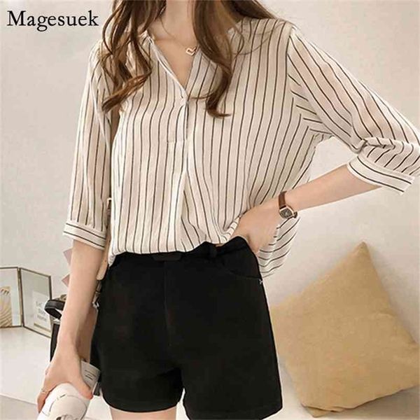 blusas summer plus size women and blouse female v-neck stripe shirt casual slim chiffon shirts 0753 210512, White
blusas summer plus size women and blouse female v-neck stripe shirt casual slim chiffon shirts 0753 210512, White