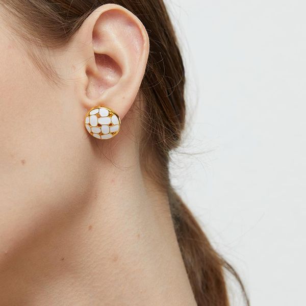 stud peri'sbox elegant white enamel round coin earrings mordern dainty hollow texture bridal for women pendientes, Golden;silver
stud peri'sbox elegant white enamel round coin earrings mordern dainty hollow texture bridal for women pendientes, Golden;silver