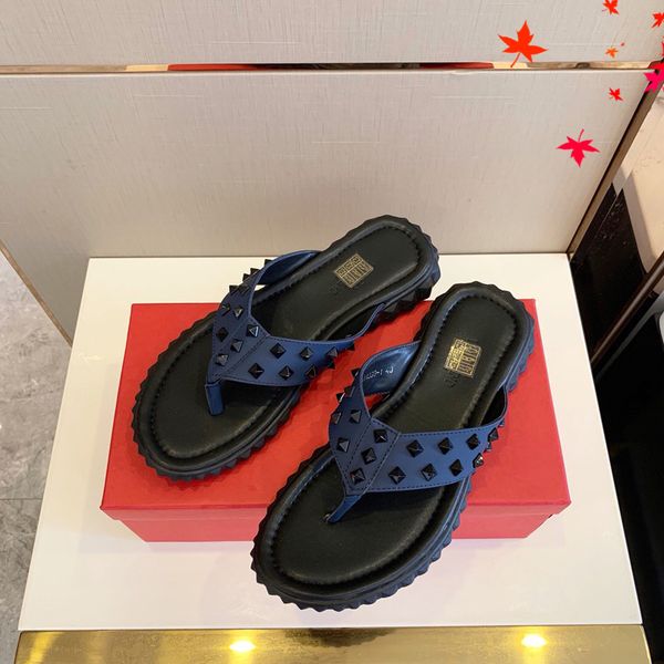 luxurys men slippers designer rubber slides sandal mens designers flat fashion shoes beach flip flops flower with box size 39-45 -g421, Black
luxurys men slippers designer rubber slides sandal mens designers flat fashion shoes beach flip flops flower with box size 39-45 -g421, Black