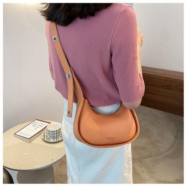 ladies fashion ins bucket bag all-match single shoulder messenger portable high-quality bags totes
ladies fashion ins bucket bag all-match single shoulder messenger portable high-quality bags totes