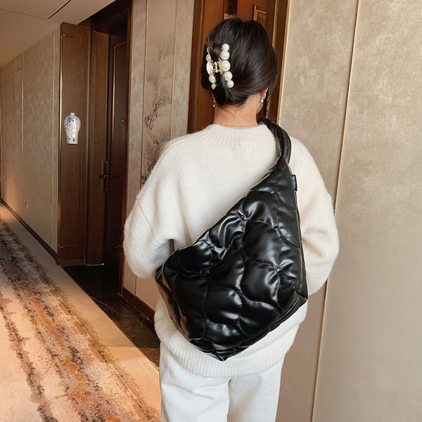 casual crossbody bag soft leather totes bag large capacity zipper women purse down cotton women soft quilted totes bag satchels
casual crossbody bag soft leather totes bag large capacity zipper women purse down cotton women soft quilted totes bag satchels