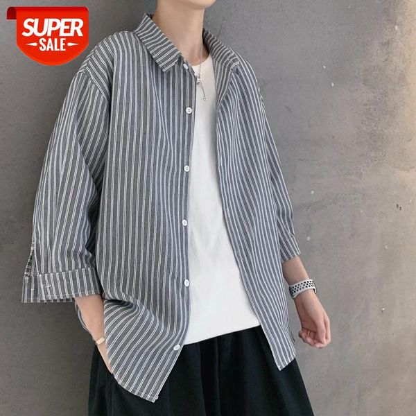 2020 men's korean style striped seven-sleeve hawaiian shirt male loose camisa masculina mens fashion french cuff shirts #8z6w, White;black
2020 men's korean style striped seven-sleeve hawaiian shirt male loose camisa masculina mens fashion french cuff shirts #8z6w, White;black