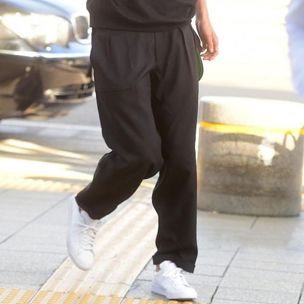 men's casual pants zhao yincheng same simple loose straight pleated overalls big pocket, Black
men's casual pants zhao yincheng same simple loose straight pleated overalls big pocket, Black