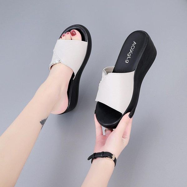 shoes glitter slides peep toe med low woman's slippers fashion on a wedge jelly 2021 summer luxury rubber crystal fabric rome ba, Black
shoes glitter slides peep toe med low woman's slippers fashion on a wedge jelly 2021 summer luxury rubber crystal fabric rome ba, Black