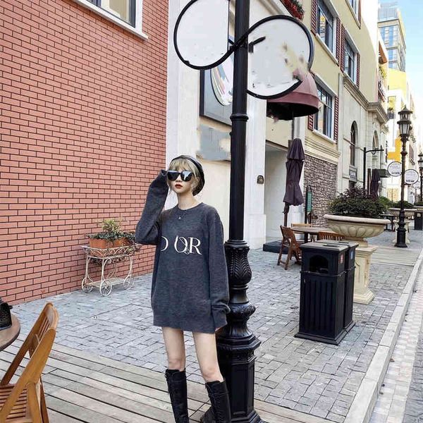 design high version autumn and winter d family sub new letter pin knitted round neck couple's upper body slim casual loose style, White
design high version autumn and winter d family sub new letter pin knitted round neck couple's upper body slim casual loose style, White