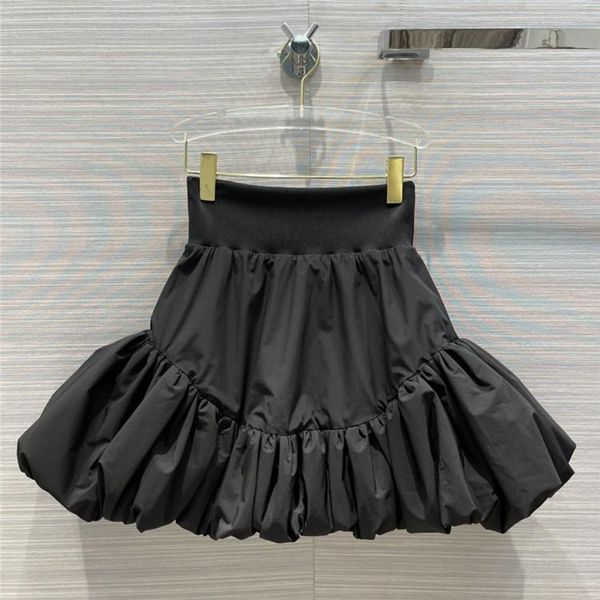 spring women designer solid pleated ball gown mini skirts girls high waist sweet skirt black white s120
spring women designer solid pleated ball gown mini skirts girls high waist sweet skirt black white s120
