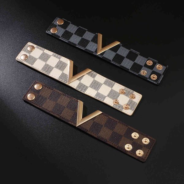 selling fashion bracelet large wide v-shaped plaid bracelet trend versatile pu leather hand jewelry women, Golden;silver
selling fashion bracelet large wide v-shaped plaid bracelet trend versatile pu leather hand jewelry women, Golden;silver
