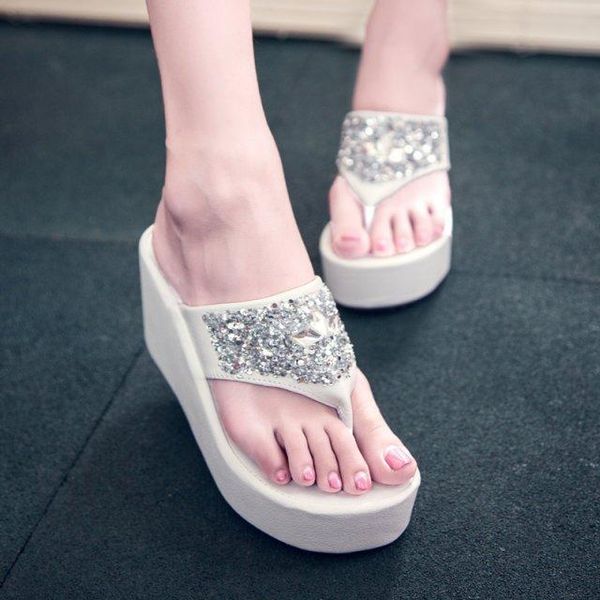 slipper 2021 summer fashion flip-flops beach shoes women' slippers platform heel non-slip sequined slanted, Black;grey
slipper 2021 summer fashion flip-flops beach shoes women' slippers platform heel non-slip sequined slanted, Black;grey