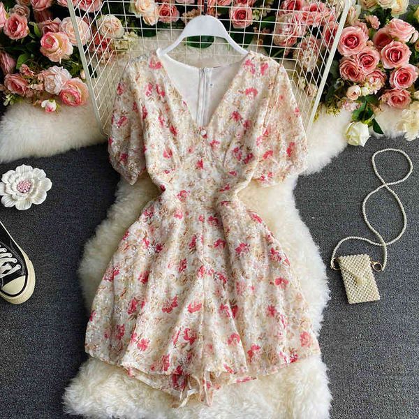 women's jumpsuits & rompers french women chiffon playsuit floral printed embroidery summer beach ladies romper v-neck voile noble, Black;white
women's jumpsuits & rompers french women chiffon playsuit floral printed embroidery summer beach ladies romper v-neck voile noble, Black;white