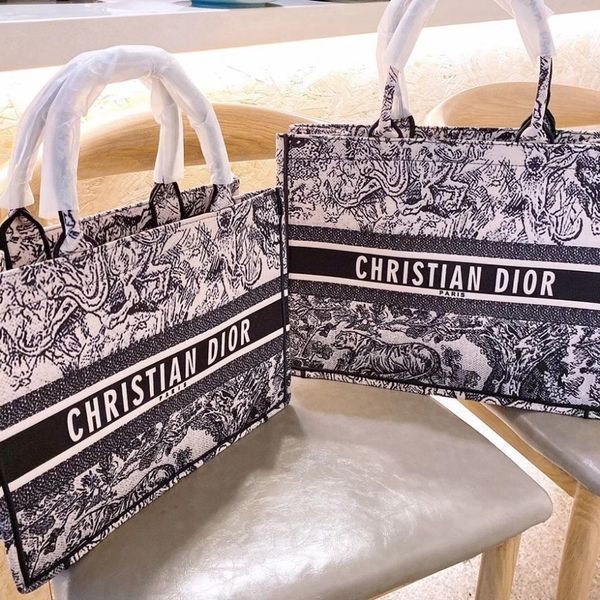 bag women's fashion women's handbag printing lock edge large capacity open tote bag net star same women's bag ysj
bag women's fashion women's handbag printing lock edge large capacity open tote bag net star same women's bag ysj