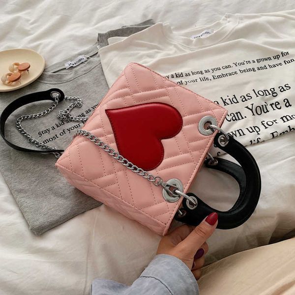 designer luxury bag design love diamond lattice chain women's autumn fashion hand versatile popular shoulder , square me women's l
designer luxury bag design love diamond lattice chain women's autumn fashion hand versatile popular shoulder , square me women's l
