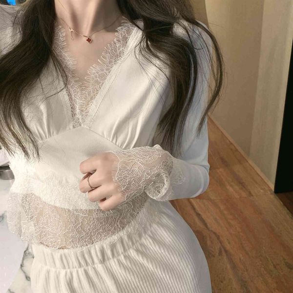 pants slim lace blouse women 2021 spring korean style casual long sleeve elegant crop female vintage v-neck basic shirts chic, White
pants slim lace blouse women 2021 spring korean style casual long sleeve elegant crop female vintage v-neck basic shirts chic, White