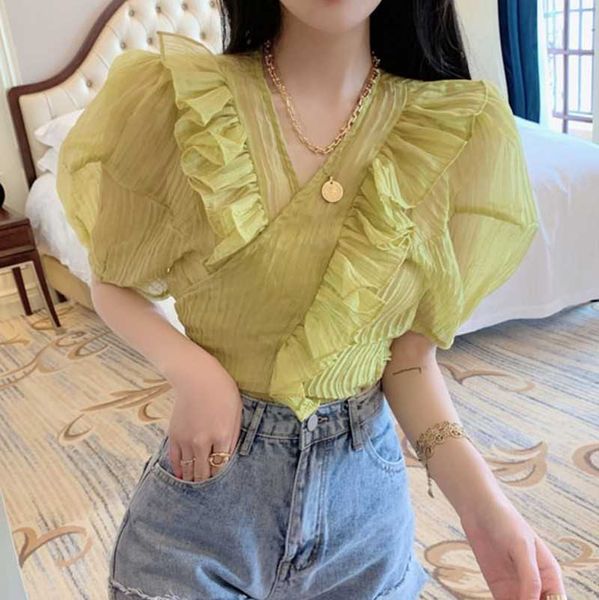summer korean chic v-neck cropped ruffled striped shirt women's lantern sleeve chiffon 210531, White
summer korean chic v-neck cropped ruffled striped shirt women's lantern sleeve chiffon 210531, White