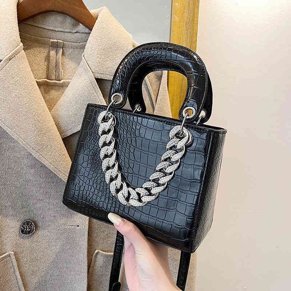 2021 summer crocodile new hand fashion chain women's single shoulder messenger princess bag
2021 summer crocodile new hand fashion chain women's single shoulder messenger princess bag