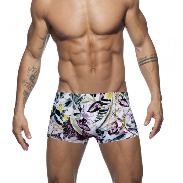 flat angle swimwear trunks men's silk slide nylon low waist cup anti embarrassment fashion printing
flat angle swimwear trunks men's silk slide nylon low waist cup anti embarrassment fashion printing