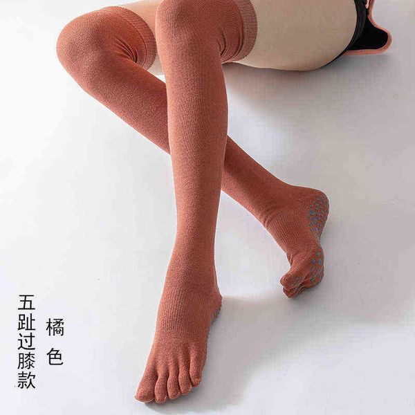 style long tube yoga fashion thin legs autumn and winter warm pile combed cotton split toe sports dance socks, Black;white
style long tube yoga fashion thin legs autumn and winter warm pile combed cotton split toe sports dance socks, Black;white