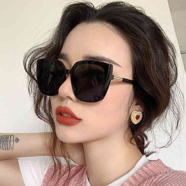 fashion cat eye sunglasses women retro brand designer sunglasses women large frame vintage black mirror oculos de sol feminino glasses whole, White;black
fashion cat eye sunglasses women retro brand designer sunglasses women large frame vintage black mirror oculos de sol feminino glasses whole, White;black