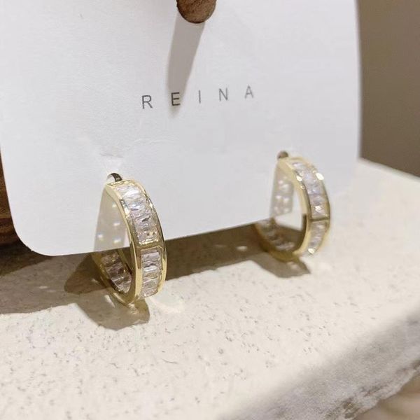 arrival 14k real gold simple style geometric c stud earrings for women luxury zircon, Golden;silver
arrival 14k real gold simple style geometric c stud earrings for women luxury zircon, Golden;silver