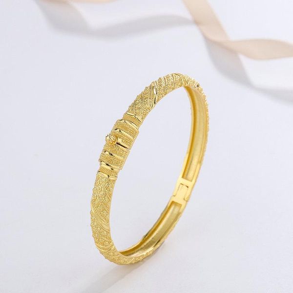 bangle 2021 trendy ladies bracelets electroplating gold jewelry simple luxury style buckle open bracelet lovers girlfriend gift, Black
bangle 2021 trendy ladies bracelets electroplating gold jewelry simple luxury style buckle open bracelet lovers girlfriend gift, Black