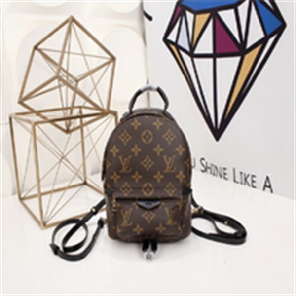 brand designer luxury m41562 mini presbyopia backpack 18cm deep coffee women backpacks fashion women shows oxidized leather business bags to
brand designer luxury m41562 mini presbyopia backpack 18cm deep coffee women backpacks fashion women shows oxidized leather business bags to