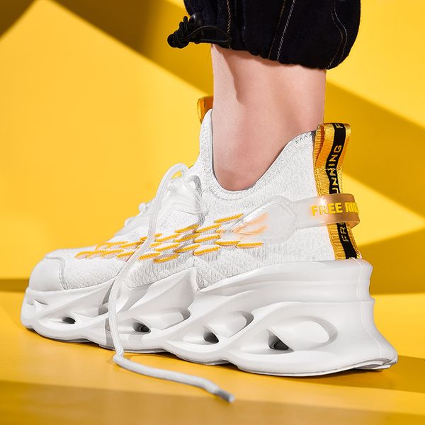 2021 running shoes sports for men womens triple white black brown couples breathable tennis outdoor sneakers eur 39-46 y-l9011
2021 running shoes sports for men womens triple white black brown couples breathable tennis outdoor sneakers eur 39-46 y-l9011